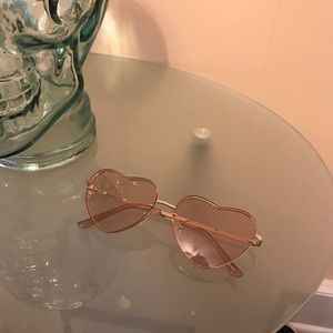 Pink Tinted Heart-Shaped Sunglasses